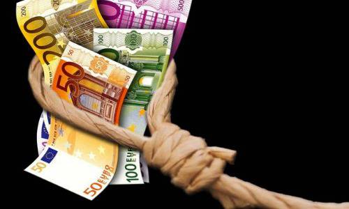VITTIME DI ESTORSIONE OD USURA: inapplicabile la sospensione della fase pre-fallimentare ex art. 20, comma 4, L. 44/1999